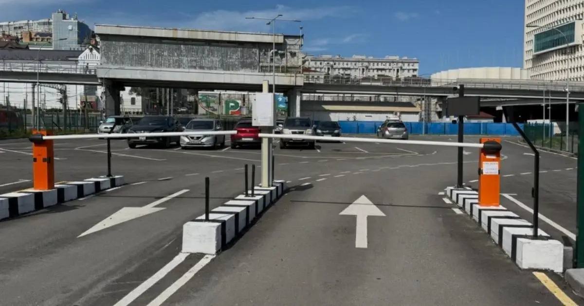 ✅Более семи тысяч раз автомобилисты Владивостока воспользовались услугами перехватывающих парковок в этом году
