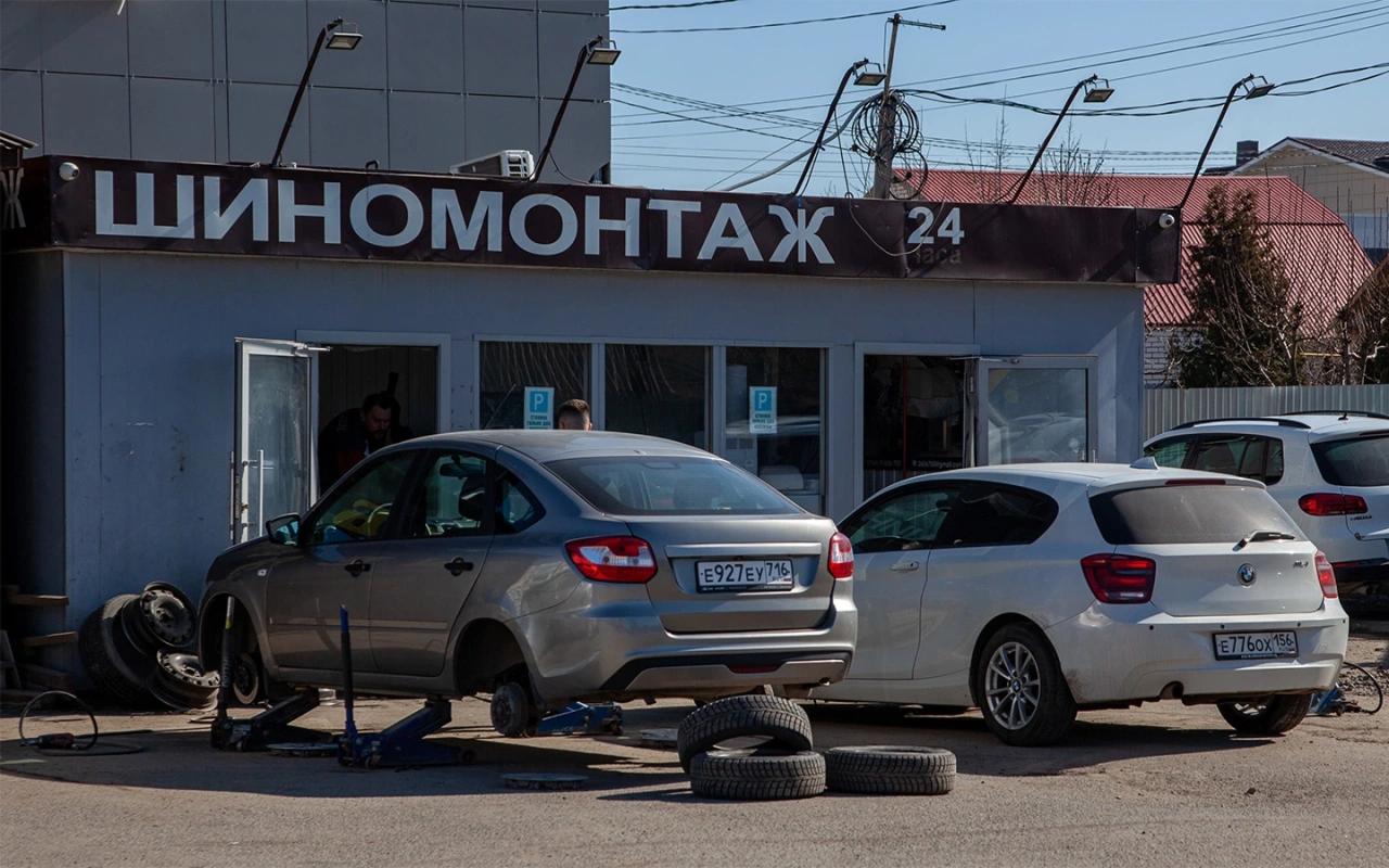 Москвичей призвали не менять резину на летнюю

«Напоминаем, что еще рано выез…