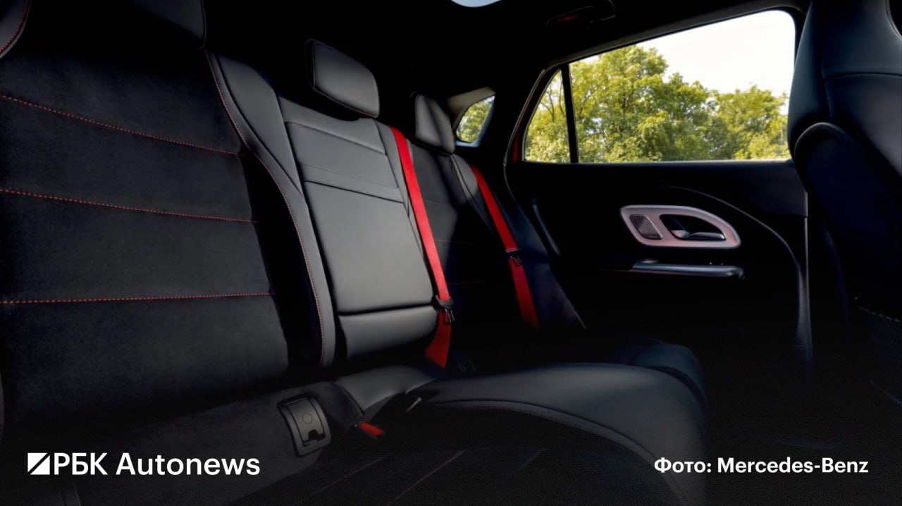 ⚡️Mercedes-Benz официально представил новое поколение компактного кроссовера GLA