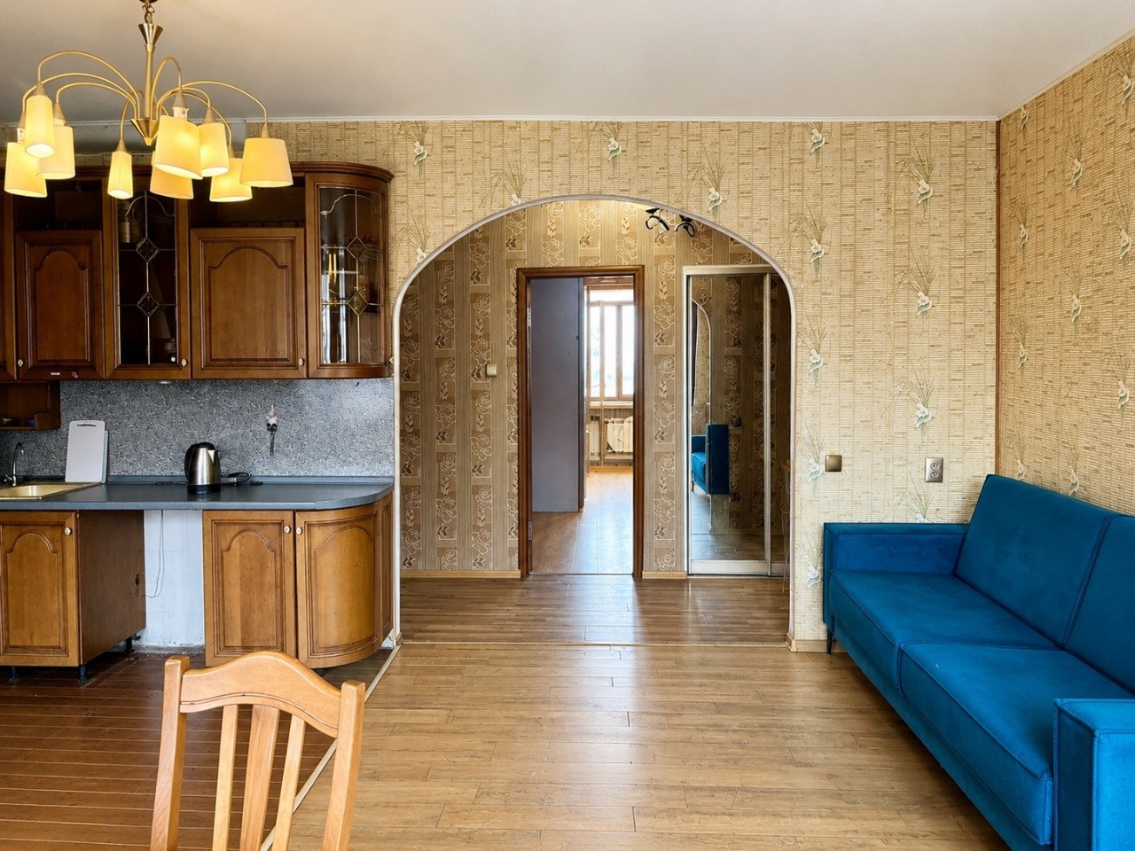 #продажа 
снижение цены

Ладыгина 15  | 3-ком | 83,9м² | 5/10эт 

9