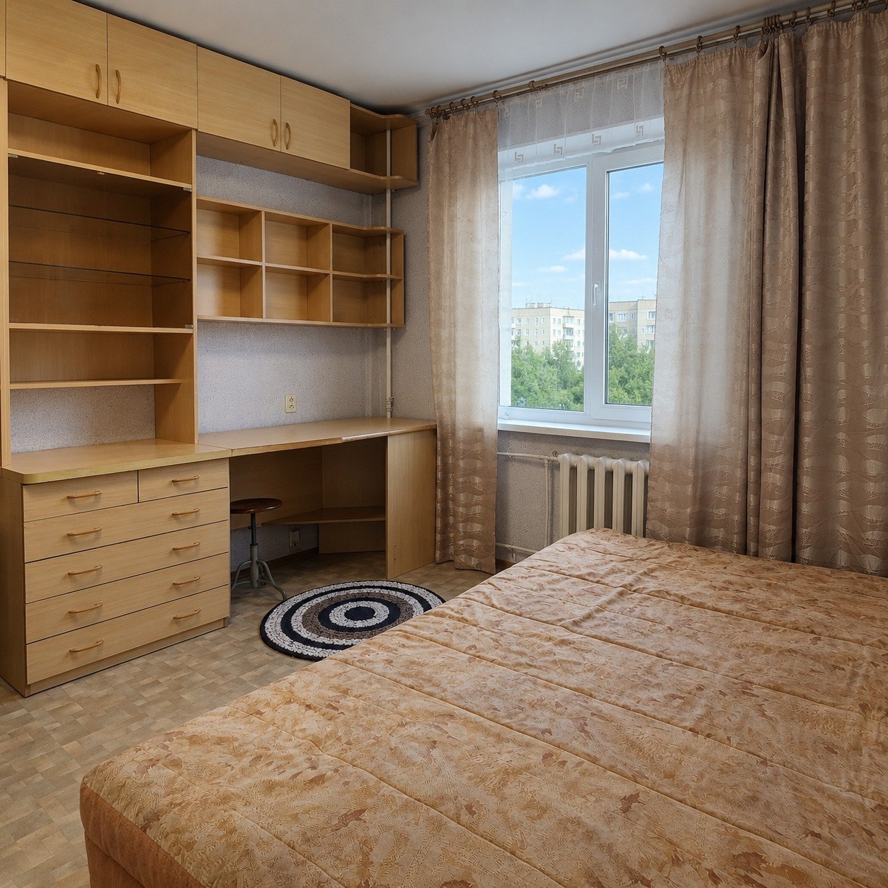 #продажа 

Проспект Красного Знамени 51  | гостинка | 17,1м² |6/9эт 

4