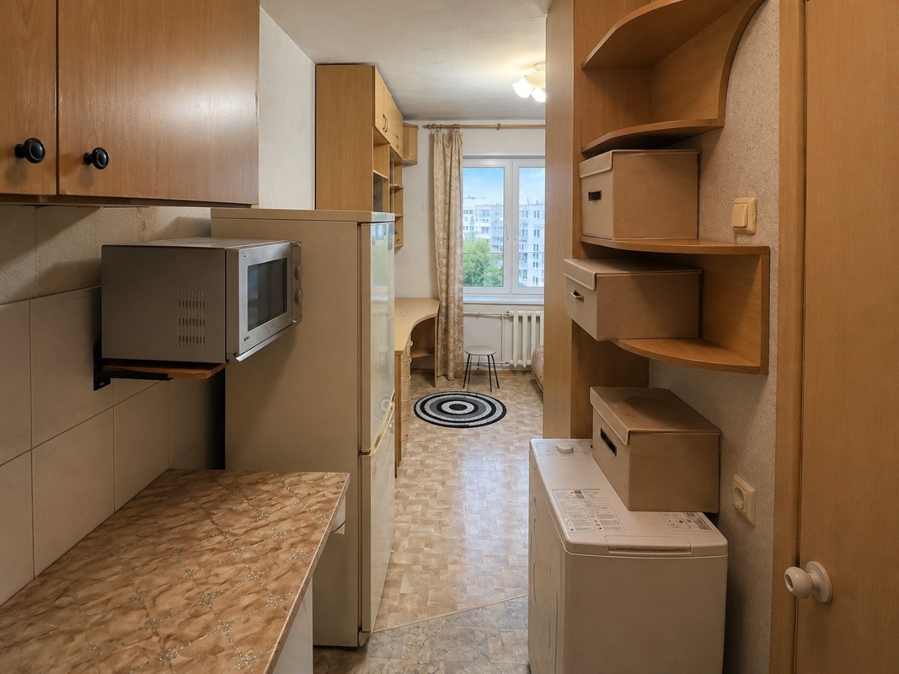 #продажа 

Проспект Красного Знамени 51  | гостинка | 17,1м² |6/9эт 

4