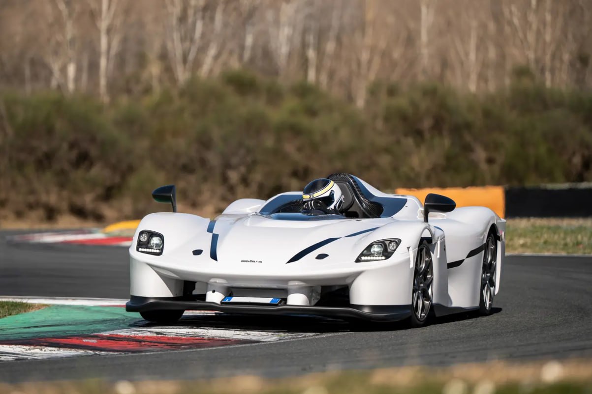 Уникальный одноместный спорткар Dallara уйдёт с молотка

RM Sotheby’s в конце…