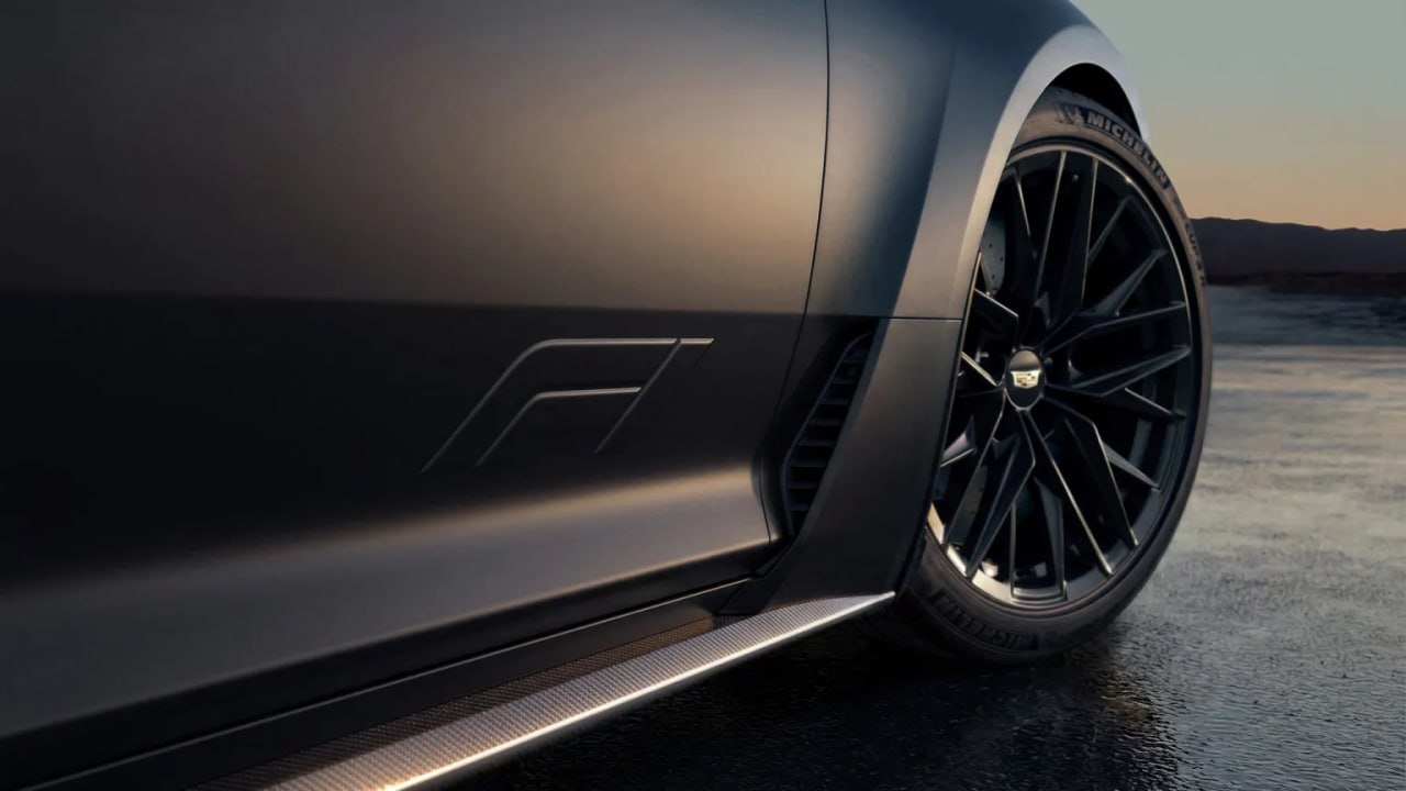 695-сильный Cadillac CT5-V Blackwing F1 с «механикой» 😘

Cadillac представил особый седан CT5-V Blackwing, построенный в честь дебюта марки в Формуле-1