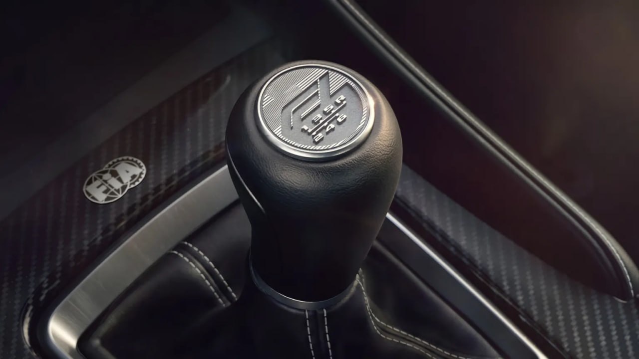 695-сильный Cadillac CT5-V Blackwing F1 с «механикой» 😘

Cadillac представил особый седан CT5-V Blackwing, построенный в честь дебюта марки в Формуле-1