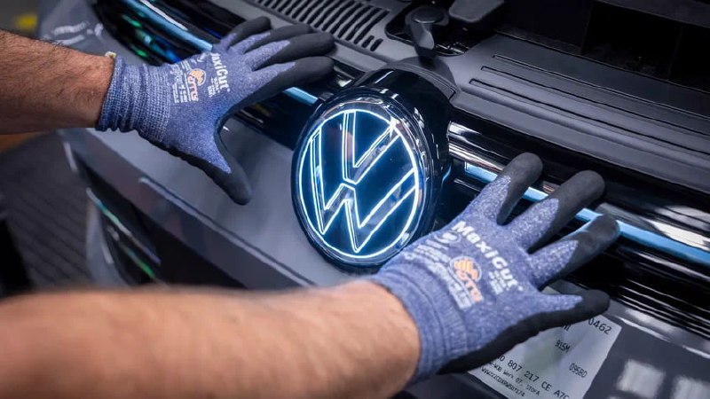 Volkswagen могут вернуть в Россию через Узбекистан

Уже в этом году в Узбекис…