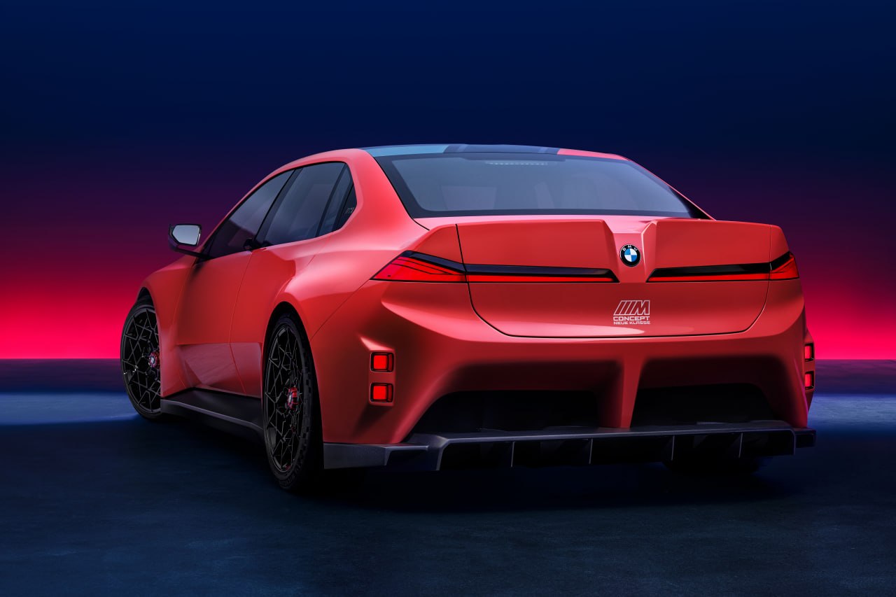 BMW M Concept Neue Klasse — будущее электрических M-моделей 

В рамках марафо…