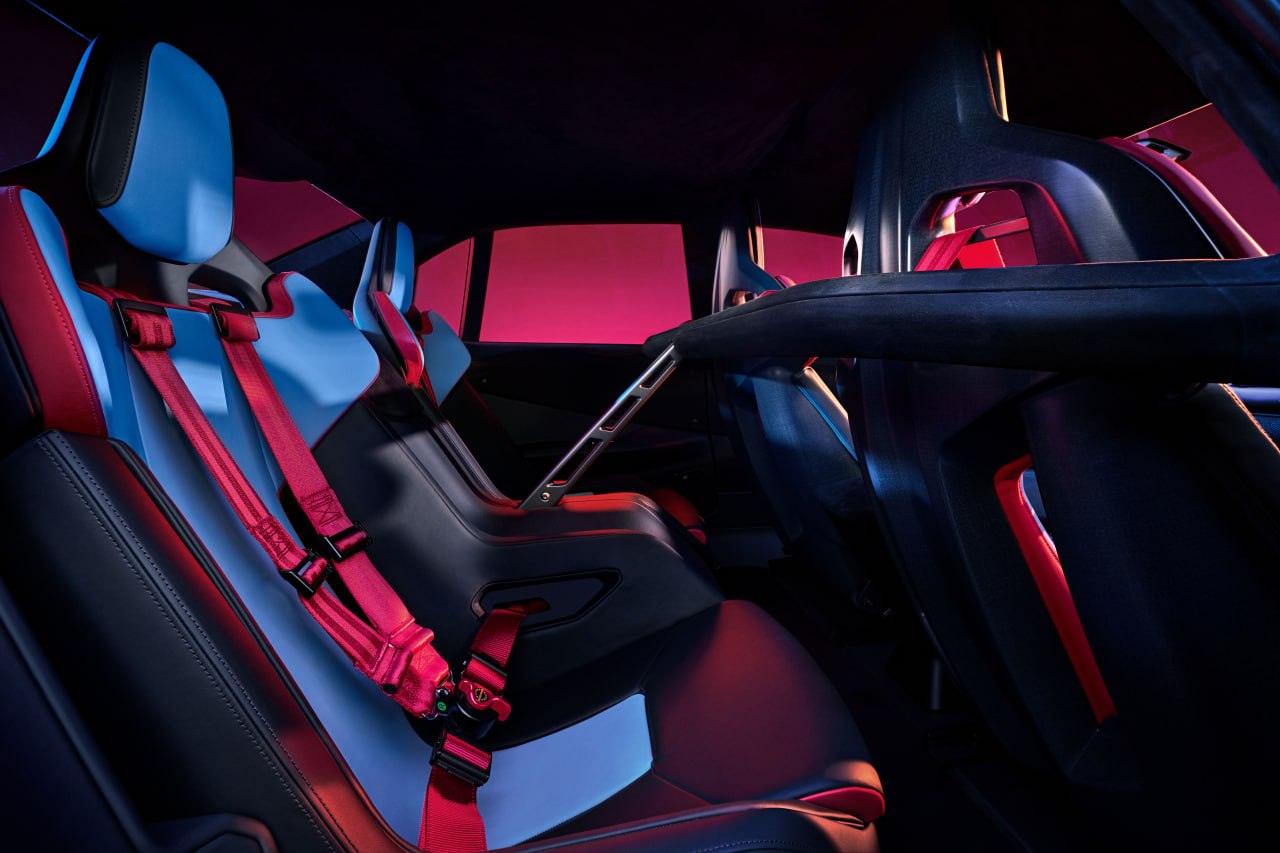 BMW M Concept Neue Klasse — будущее электрических M-моделей 

В рамках марафо…