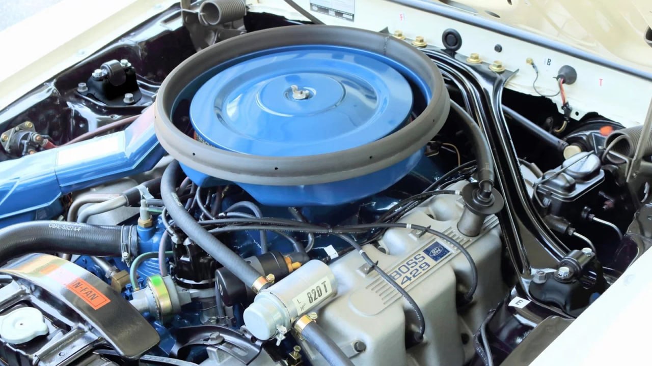 Цена редчайшего Ford Mustang Boss 429 перевалила за полмиллиона долларов

Это…