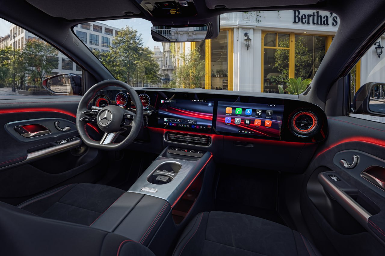 Mercedes-Benz представил GLA нового поколения

Сначала на рынок выйдет электр…