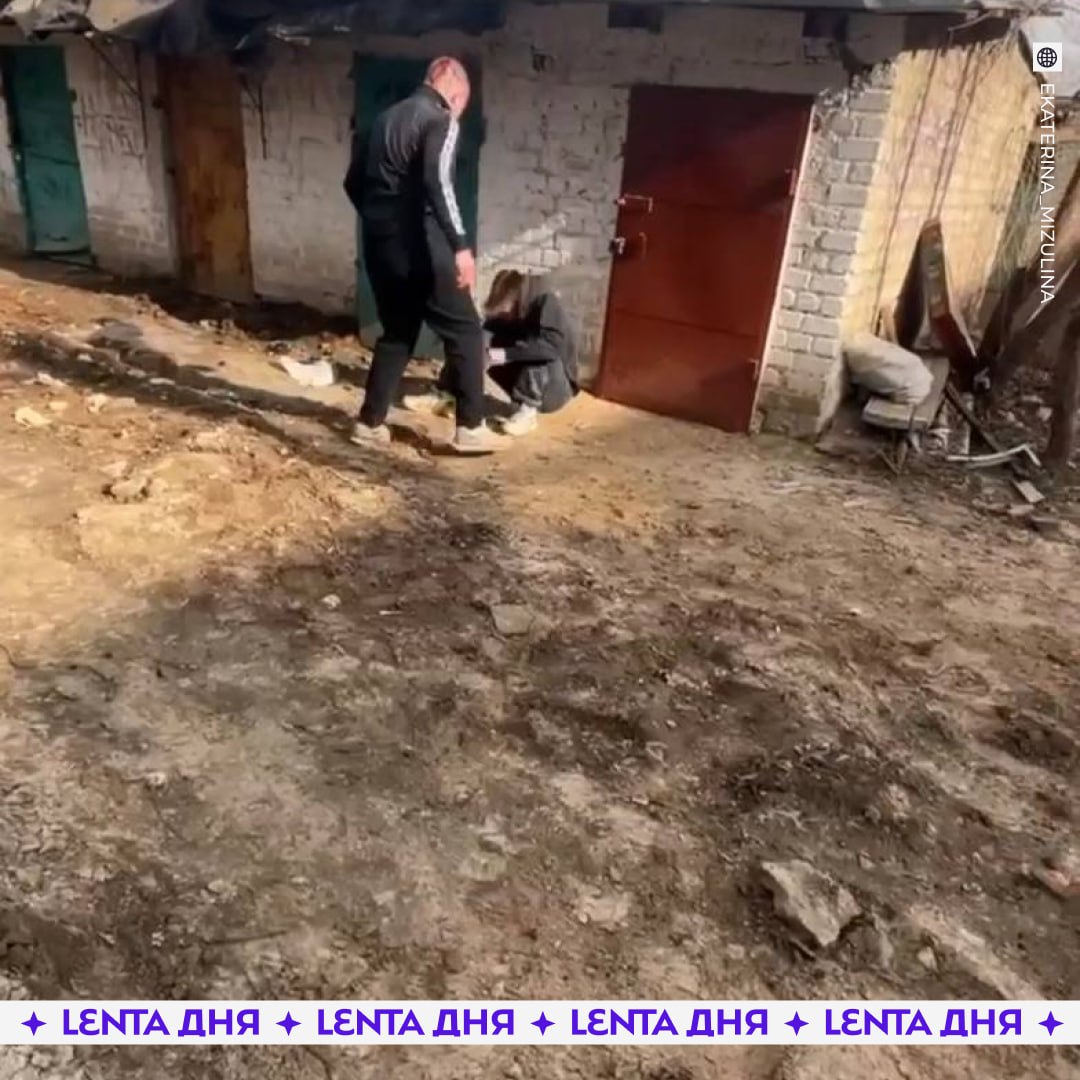 😡 Банда подростков нападает на людей и заставляет школьниц раздеваться на камеру