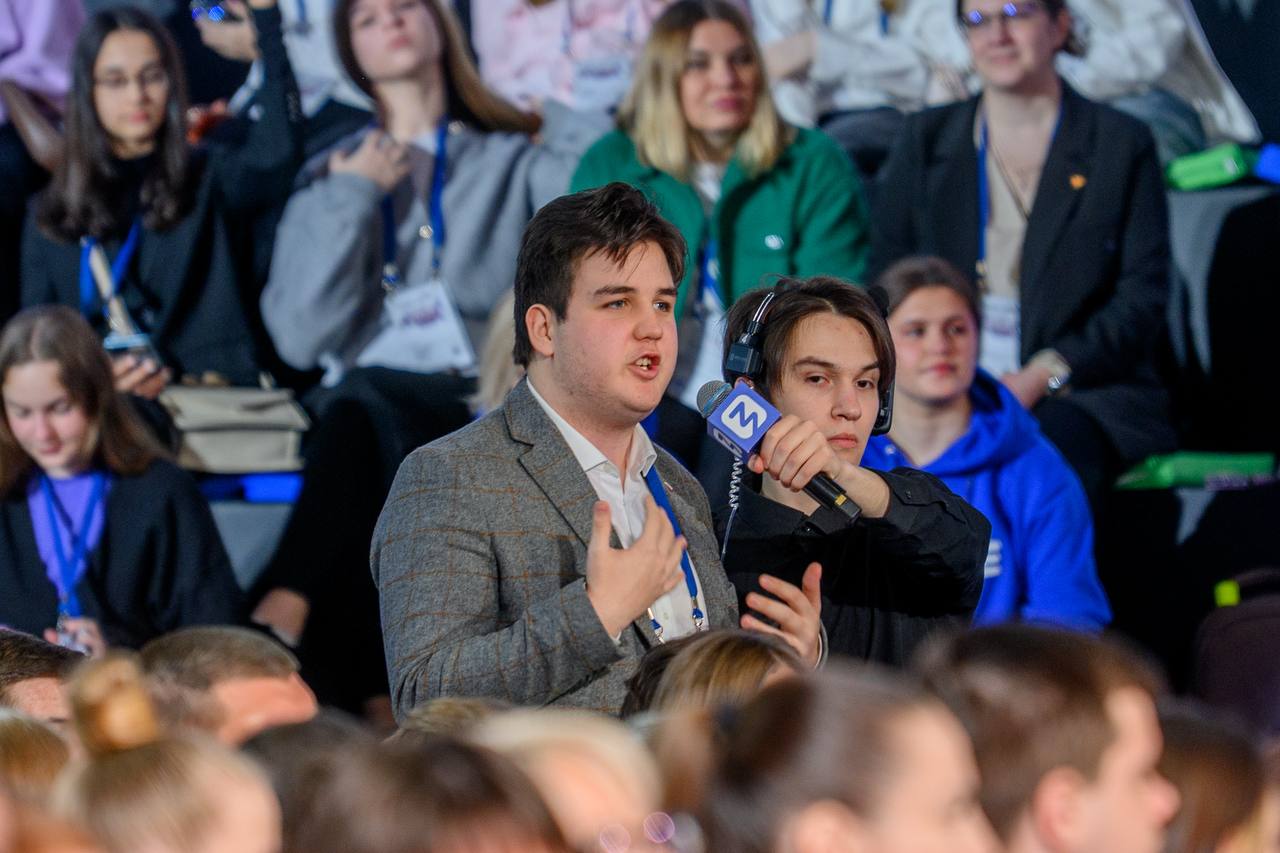 📈 От финансовой грамотности граждан к устойчивой экономике страны: Антон Силуанов выступил с лекцией на марафоне «Знание