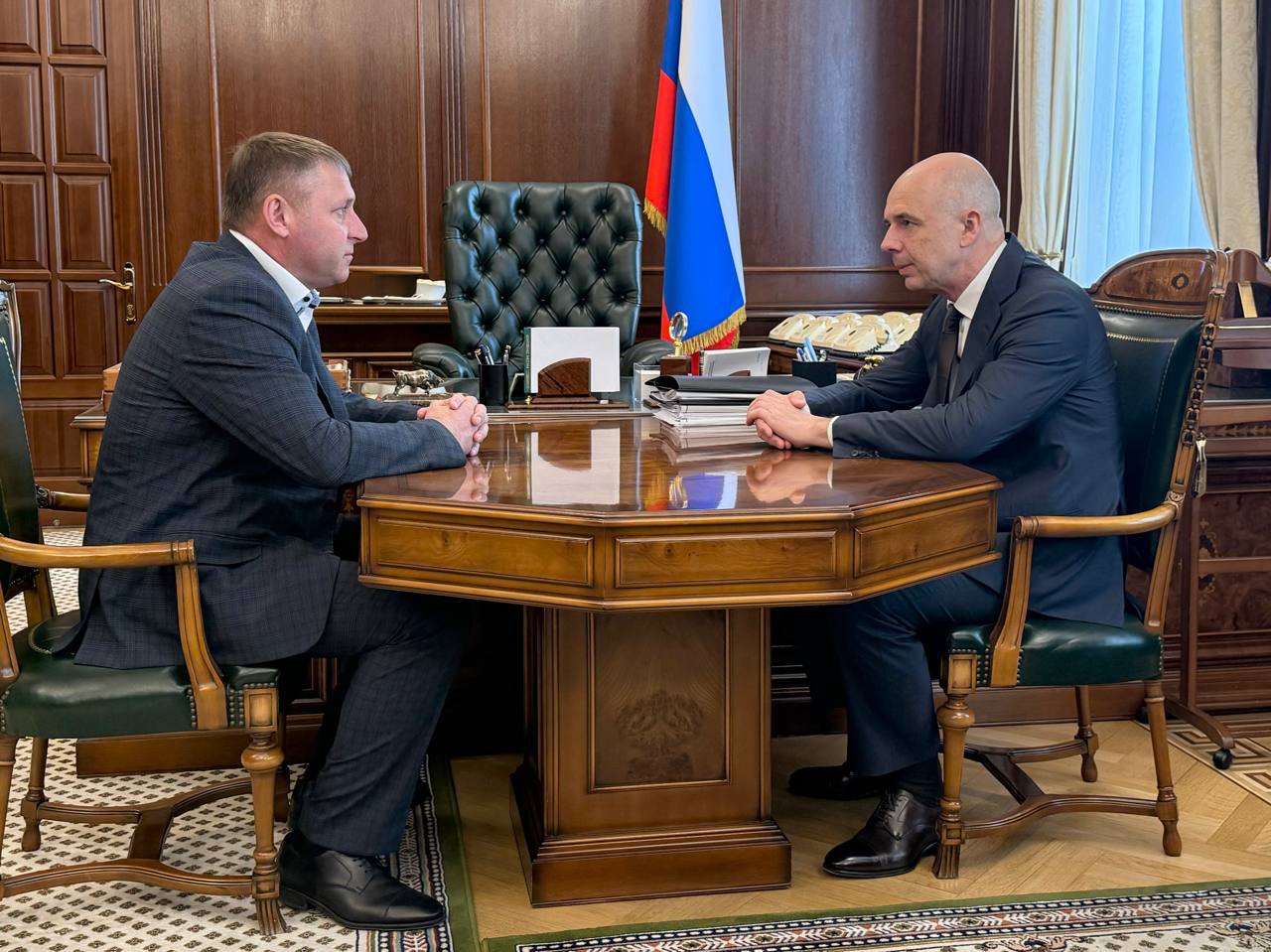 🤝 Министр финансов РФ Антон Силуанов провел рабочую встречу с врио губернато…