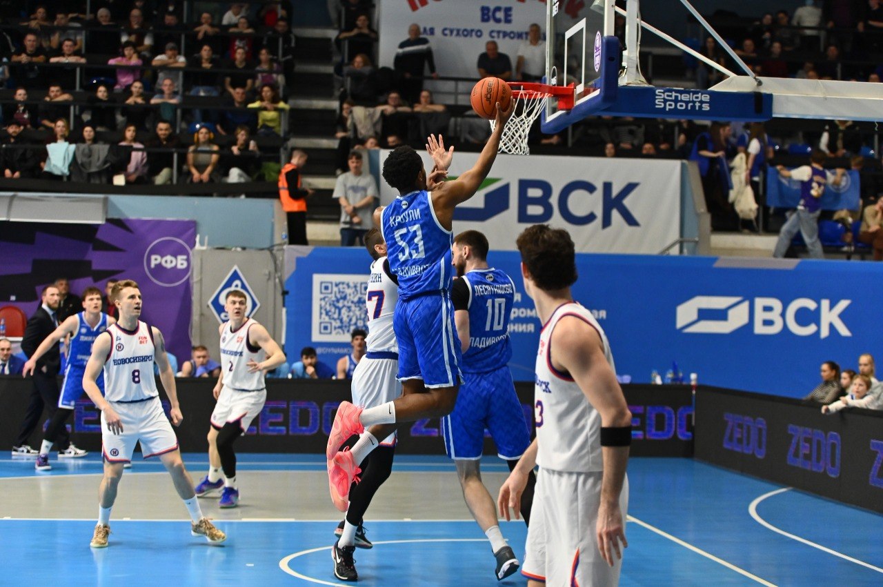 🏀 Приморцы остаются в игре