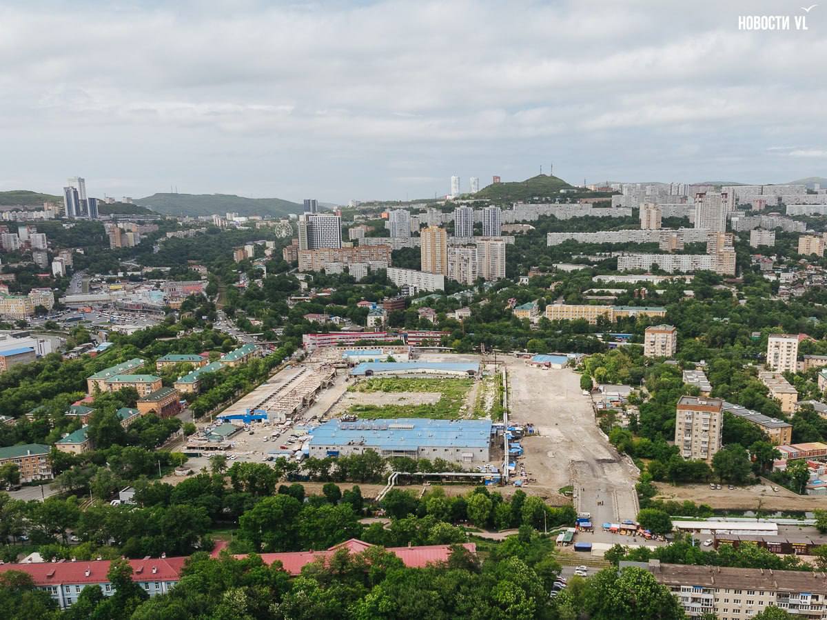 Власти Приморья передумали строить жилой комплекс на месте Спортивного рынка …