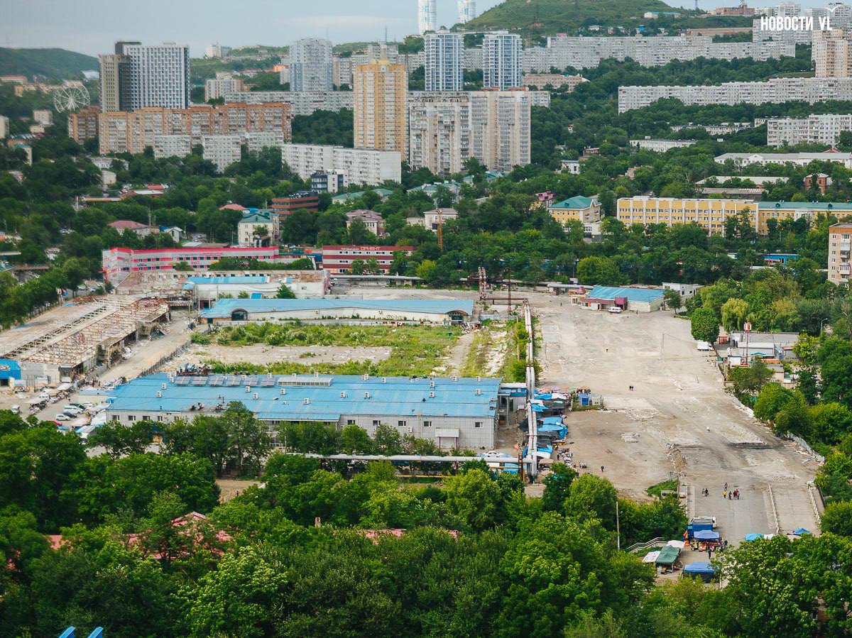 Власти Приморья передумали строить жилой комплекс на месте Спортивного рынка …
