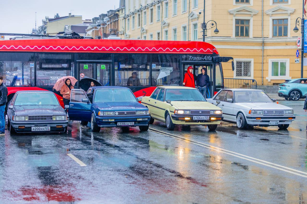 День города в самом разгаре: уже стартовала вечерняя программа с участием хедлайнеров