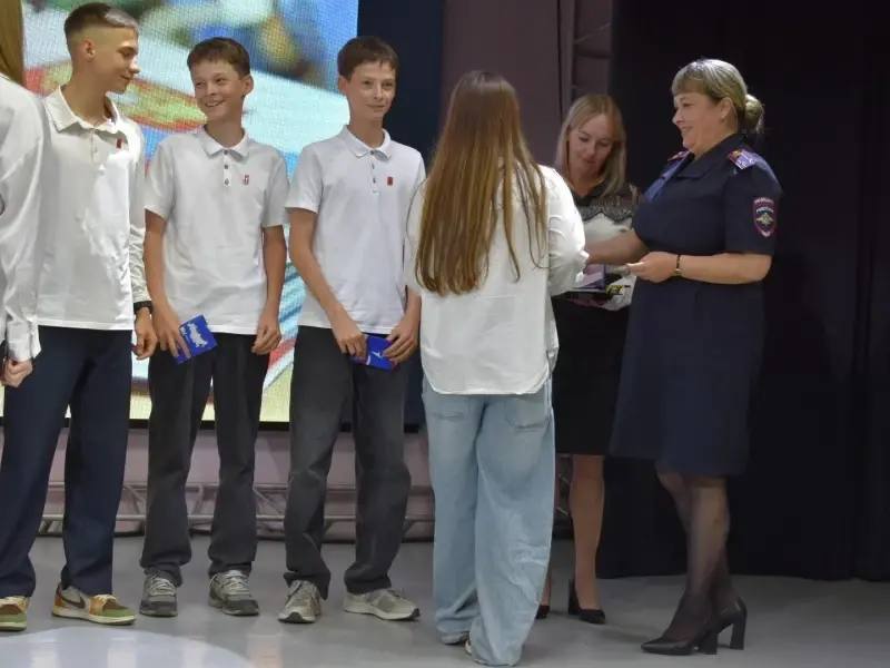 В Пограничном округе Приморья прошла торжественная церемония вручения первых …
