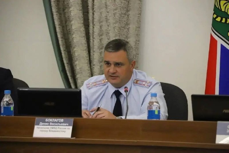 Начальник УМВД России по городу Владивостоку принял участие заседании Думы

Н…