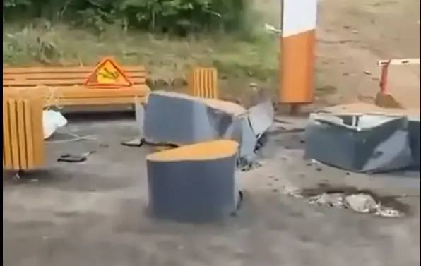 Во Владивостоке полицейские разыскивают водителя, грубо нарушившего Правила д…
