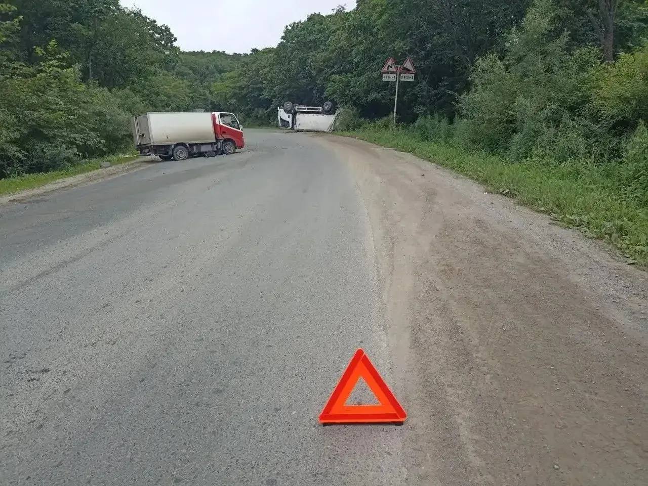 Госавтоинспекция устанавливает обстоятельства ДТП в Советском районе Владивос…