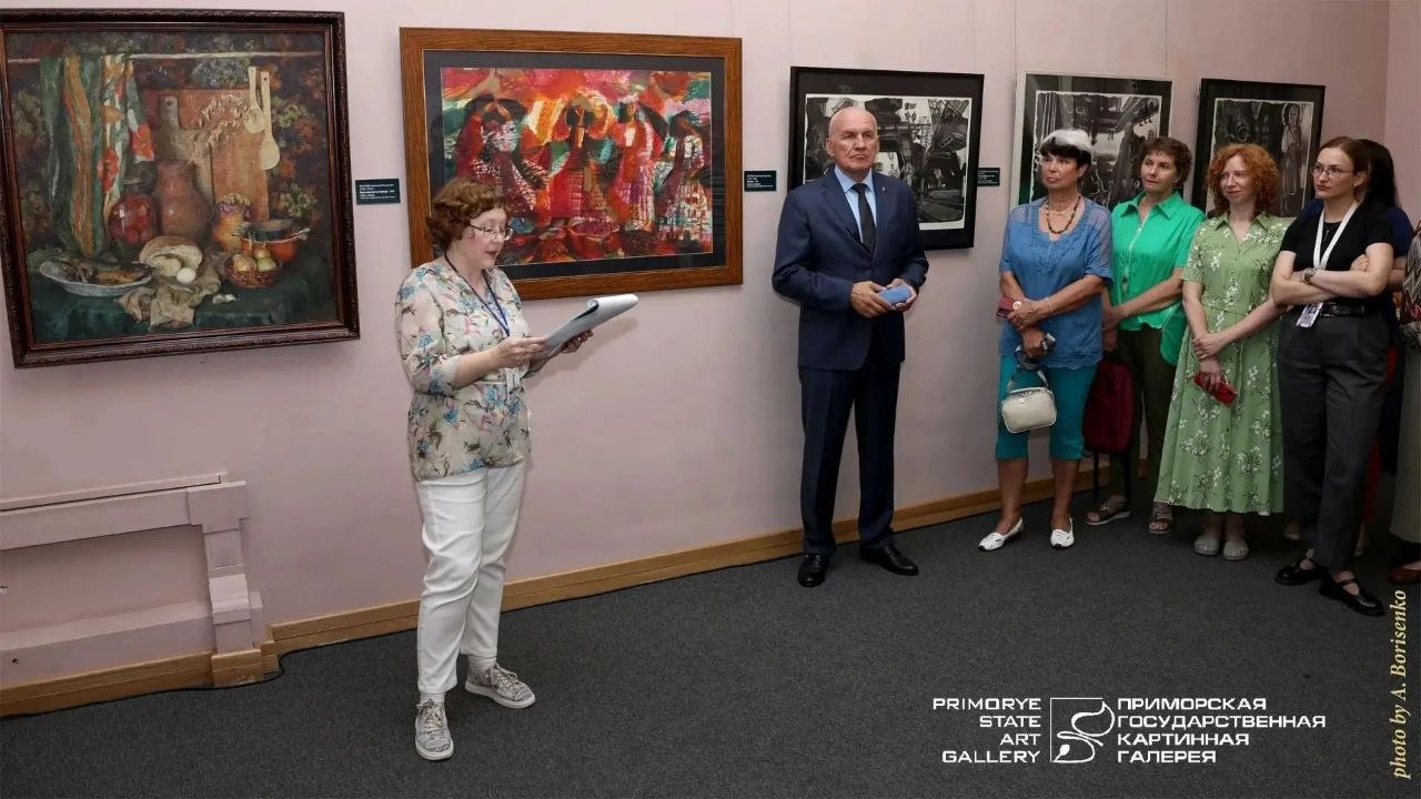 🌿 «Заповедный напев Беларуси» зазвучал в Приморской картинной галерее

💫 В …