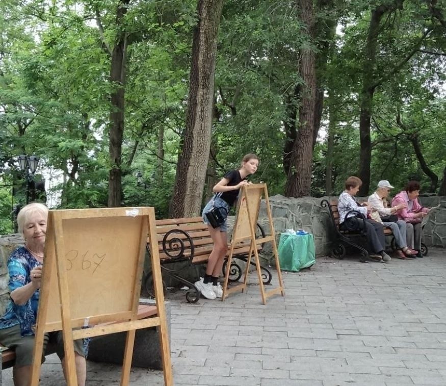 🌸Сегодня в Адмиральском сквере прошла очередная встреча в рамках цикла лекций «Бодрая суббота