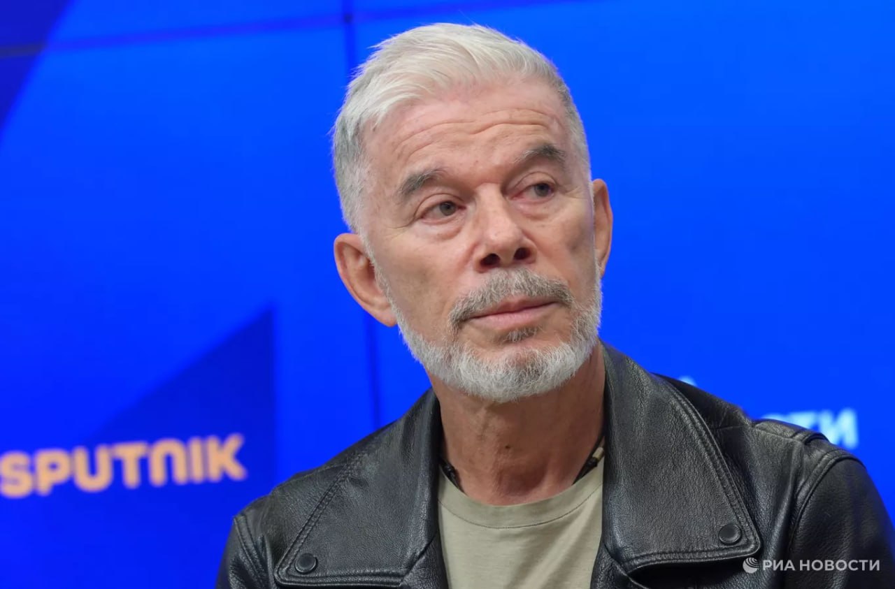22 июля 

1596, 430 лет назад
Родился царь Михаил Федорович