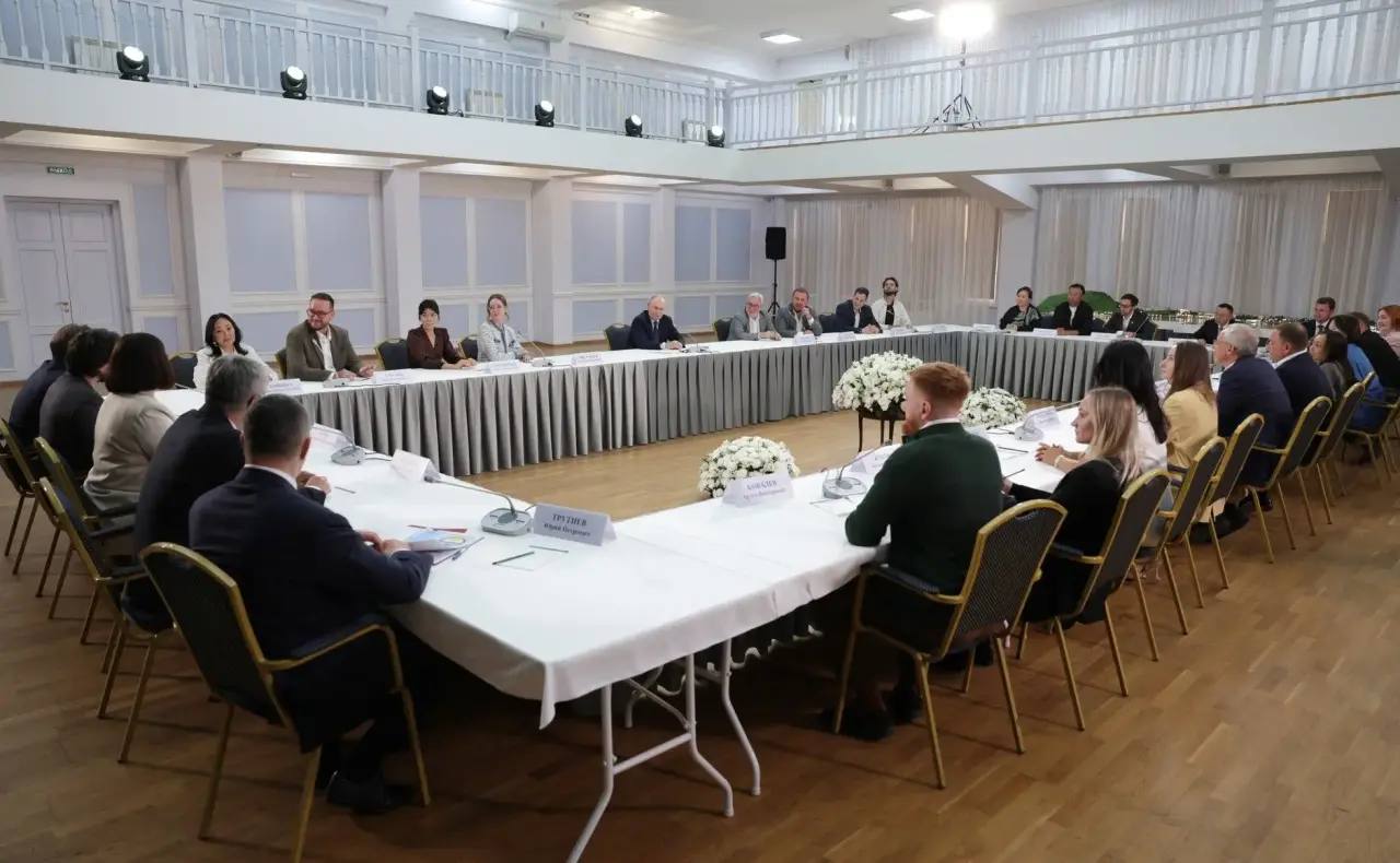 Владимир Путин: Владивосток развивается хорошими темпами
 
Президент России В…