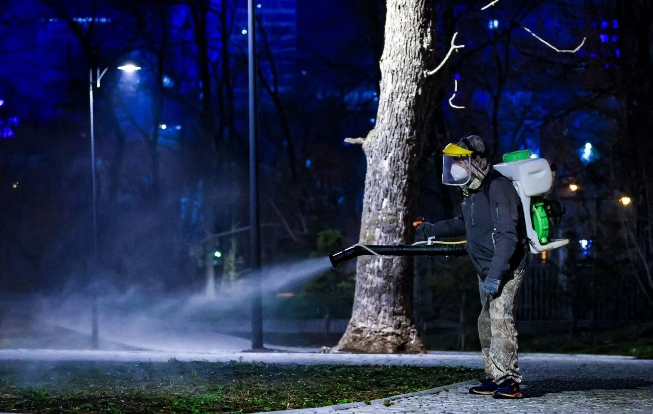 🌳 Сегодня вечером в парке имени Сергея Лазо проведут обработку от клещей